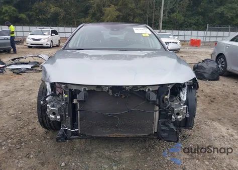 2019 Toyota Camry Xle z USA, uszkodzony, nr VIN 4T1B11HKXKU795812